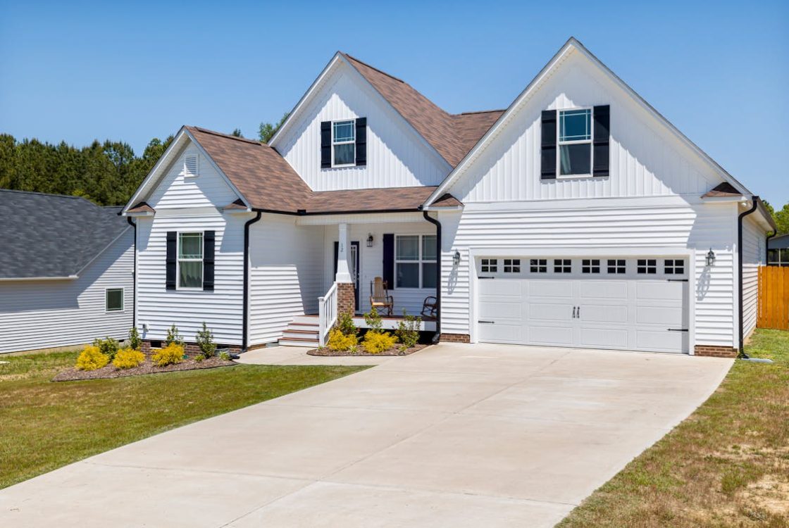5 Budget-Friendly Garage Floor Options You Should Consider
