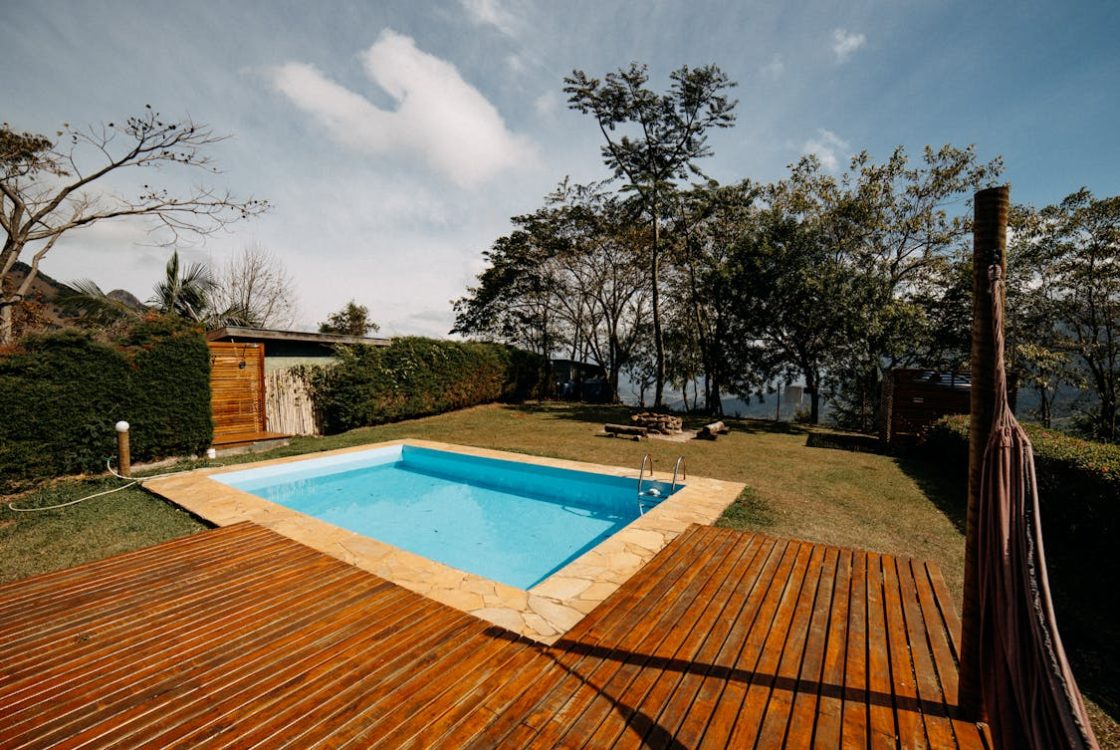 How to Plan a Budget Before Building a Swimming Pool