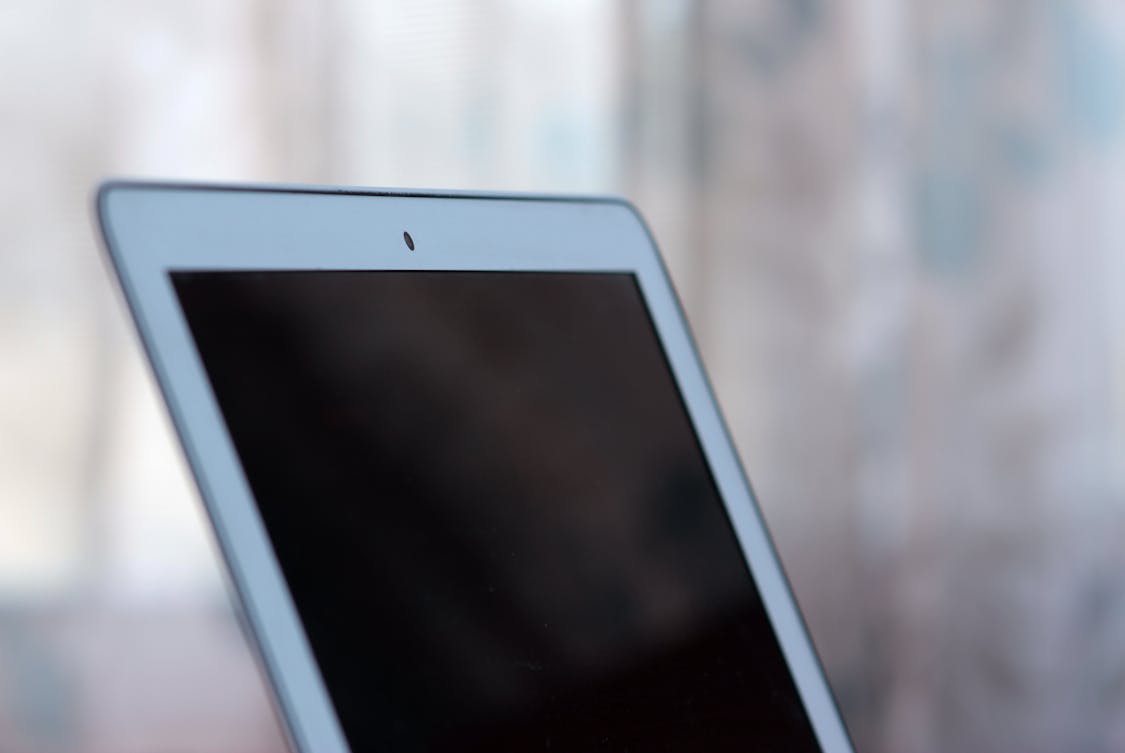 Is It Worth Repairing a Cracked Tablet Screen? Explained