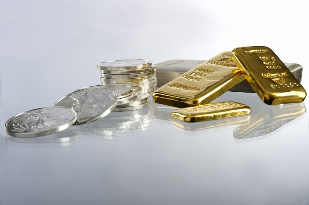 How to Balance Gold and Silver in Your Investments